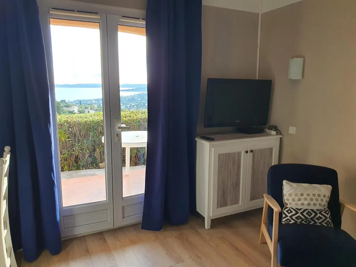 Les Issambres Appart 6 Pers Grande Terrasse Superbe Vue Mer Et Golfe De Saint Tropez, Piscine Apartment