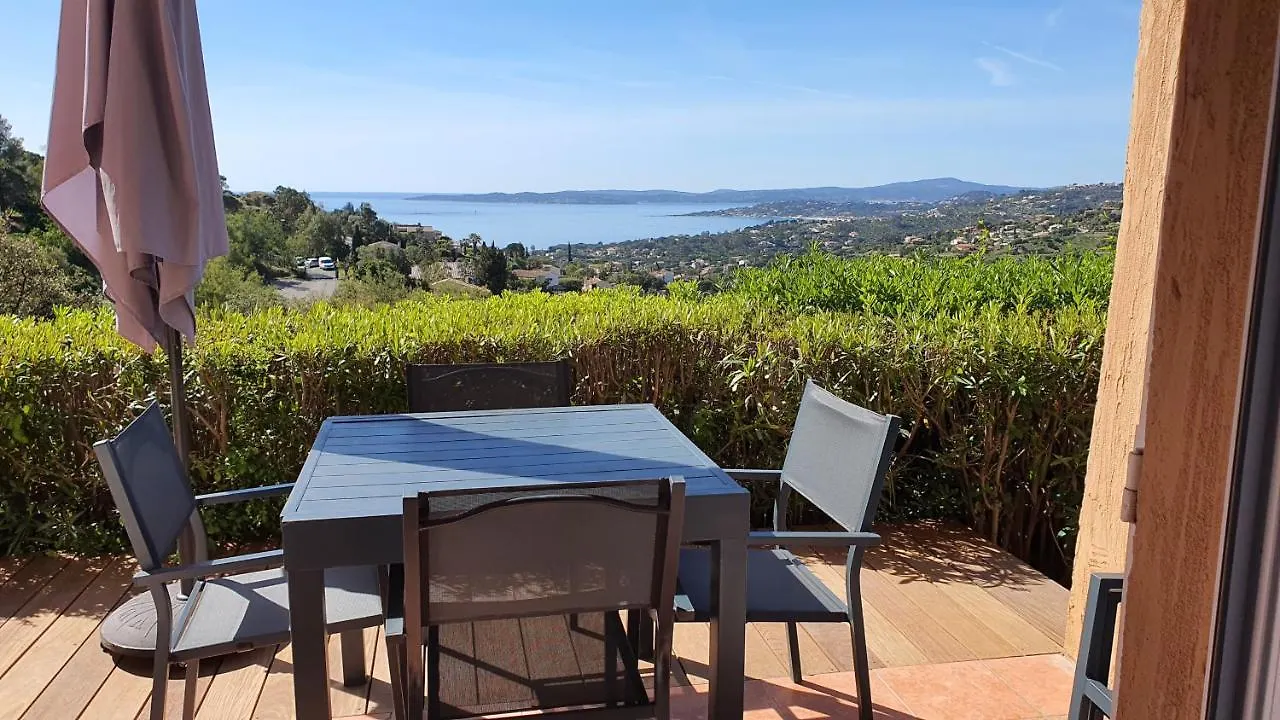 Les Issambres Appart 6 Pers Grande Terrasse Superbe Vue Mer Et Golfe De Saint Tropez, Piscine
