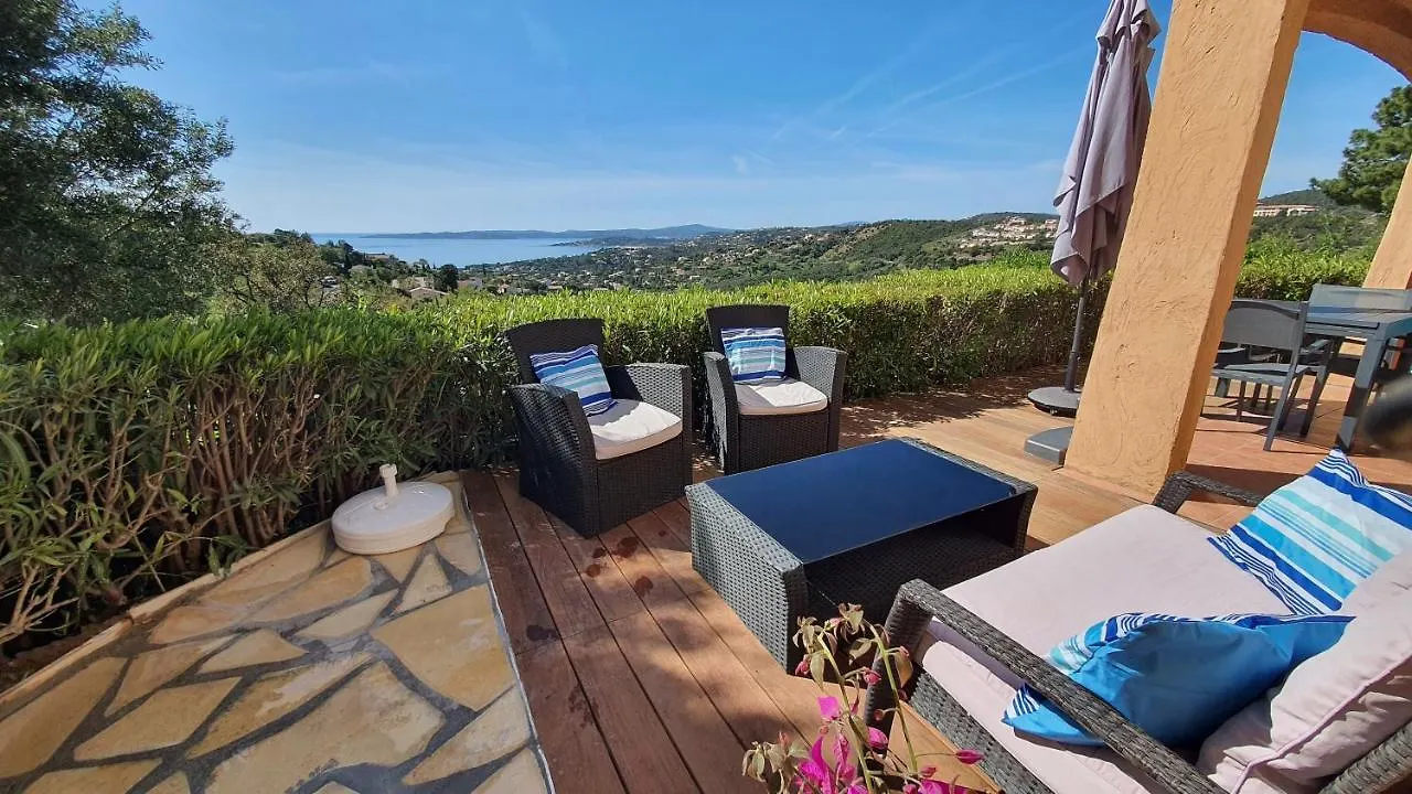 Apartment Les Issambres Appart 6 Pers Grande Terrasse Superbe Vue Mer Et Golfe De Saint Tropez, Piscine France